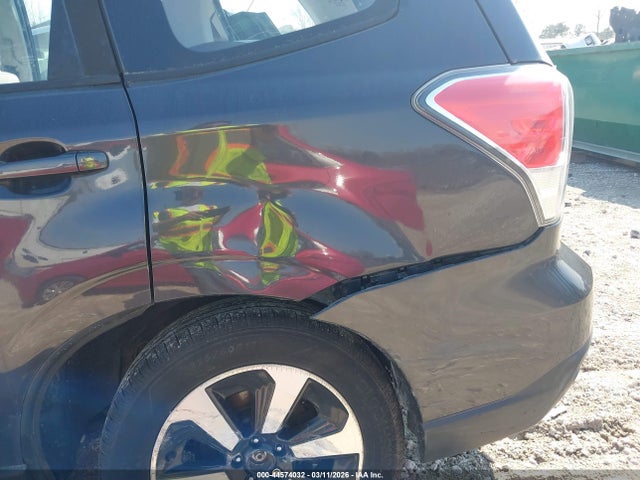 2018 Subaru Forester 2.5i მანქანა იყიდება აუქციონზე, vin: JF2SJABC2JH587115, აუქციონის ნომერი: 44574032