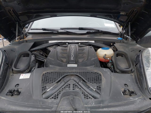 2017 PORSCHE MACAN WP1AG2A59HLB54799 Photo 9