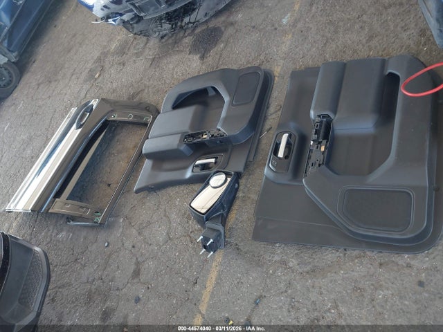 3GCPWBEK1MG244177 Chevrolet Silverado 1500 2wd Short Bed Custom