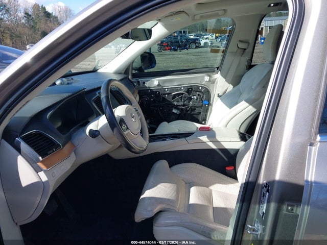 Продаж на аукціоні авто 2020 Volvo Xc90 T6 Inscription 6 Passenger, vin: YV4A221L1L1557160, номер лоту: 44574044