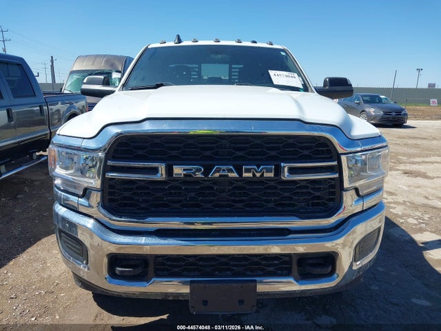 3C6UR5HLXNG321752 RAM 2500 Tradesman 4x4 8&#039; Box