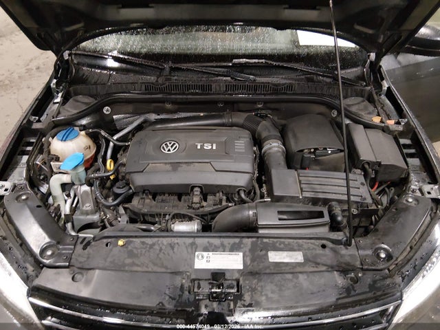 3VWD17AJ9FM281796 Volkswagen Jetta 1.8t Se