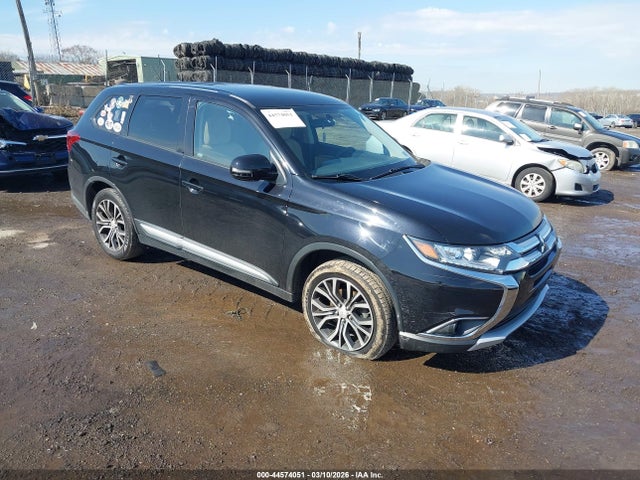 2016 MITSUBISHI OUTLANDER JA4AZ3A34GZ037444 Photo 0