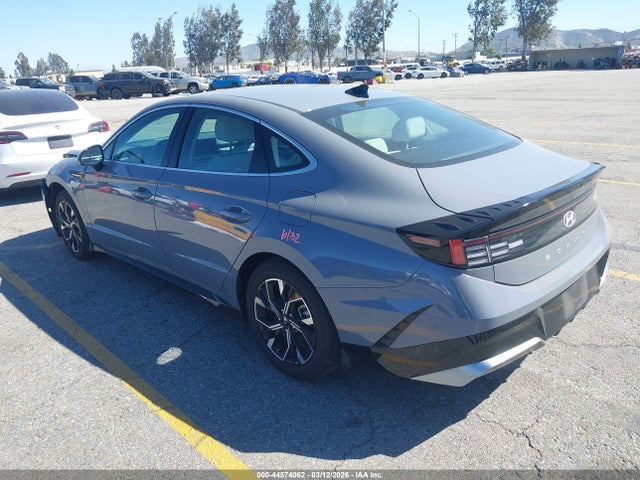 2024 HYUNDAI SONATA KMHL64JA3RA420011 Photo 2