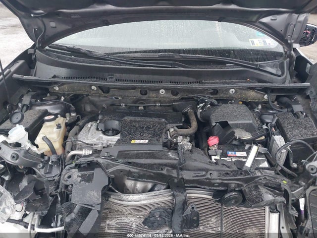 Toyota RAV4 LE 2018 JTMBFREV9JJ248971 Image 10