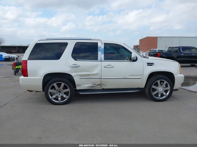Продажа на аукционе авто 2007 Cadillac Escalade Standard, vin: 1GYFK638X7R227222, номер лота: 44574148