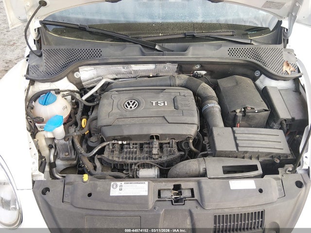 2016 Volkswagen Beetle 1.8t Denim მანქანა იყიდება აუქციონზე, vin: 3VW507AT7GM816912, აუქციონის ნომერი: 44574152