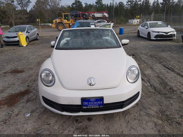 2016 Volkswagen Beetle 1.8t Denim მანქანა იყიდება აუქციონზე, vin: 3VW507AT7GM816912, აუქციონის ნომერი: 44574152
