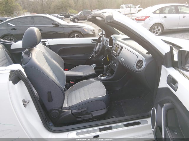 2016 Volkswagen Beetle 1.8t Denim მანქანა იყიდება აუქციონზე, vin: 3VW507AT7GM816912, აუქციონის ნომერი: 44574152