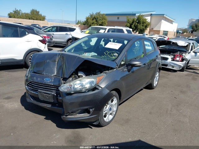 Ford FIESTA SE 2016 3FADP4EJ2GM111703 Image 2