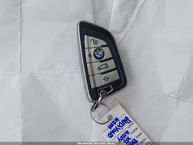 Продажа на аукционе авто 2021 Bmw X5 Xdrive40i, vin: 5UXCR6C04M9H35732, номер лота: 44574186