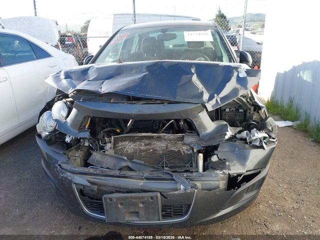 1G1JC5SG6G4157255 Chevrolet Sonic Lt Auto