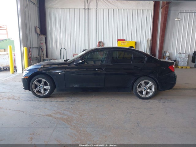 44574205 :رقم المزاد ، WBA3B3C56EJ977710 vin ، 2014 Bmw 328i Xdrive مزاد بيع