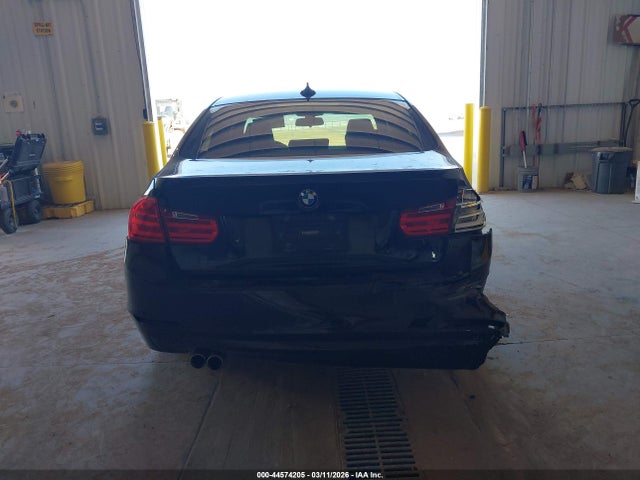 44574205 :رقم المزاد ، WBA3B3C56EJ977710 vin ، 2014 Bmw 328i Xdrive مزاد بيع
