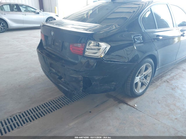 44574205 :رقم المزاد ، WBA3B3C56EJ977710 vin ، 2014 Bmw 328i Xdrive مزاد بيع