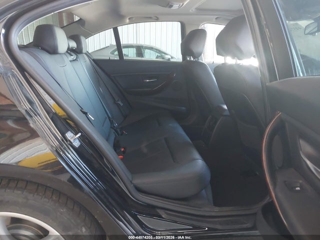 44574205 :رقم المزاد ، WBA3B3C56EJ977710 vin ، 2014 Bmw 328i Xdrive مزاد بيع