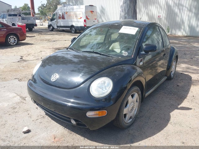 2000 Volkswagen New Beetle Gls მანქანა იყიდება აუქციონზე, vin: 3VWCC21C7YM411166, აუქციონის ნომერი: 44574229