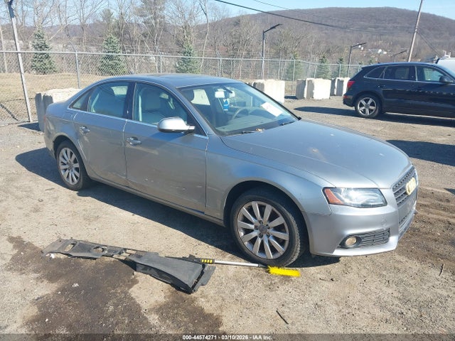 2011 AUDI A4 WAUEFBFL3BN028587 Photo 0