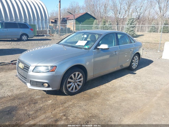 2011 AUDI A4 WAUEFBFL3BN028587 Photo 1