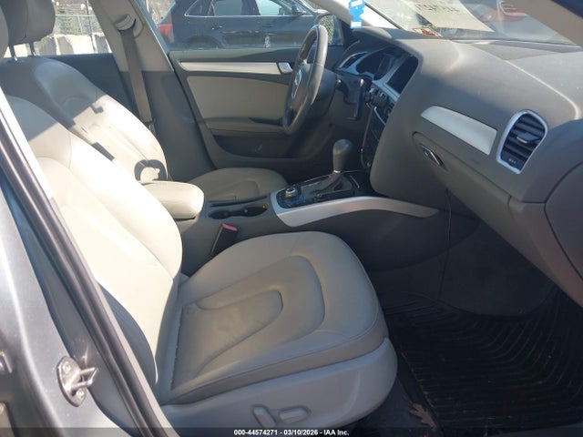 2011 AUDI A4 WAUEFBFL3BN028587 Photo 4