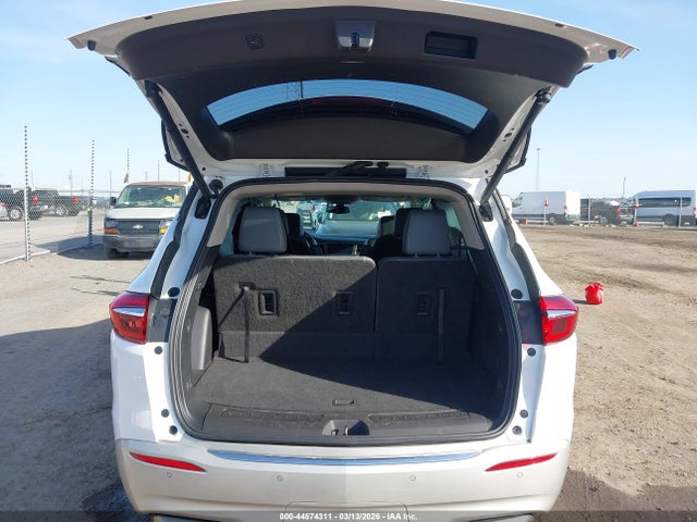 44574311 :رقم المزاد ، 5GAERBKW3MJ130350 vin ، 2021 Buick Enclave Fwd Essence مزاد بيع