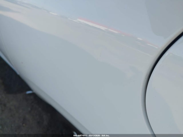 44574311 :رقم المزاد ، 5GAERBKW3MJ130350 vin ، 2021 Buick Enclave Fwd Essence مزاد بيع