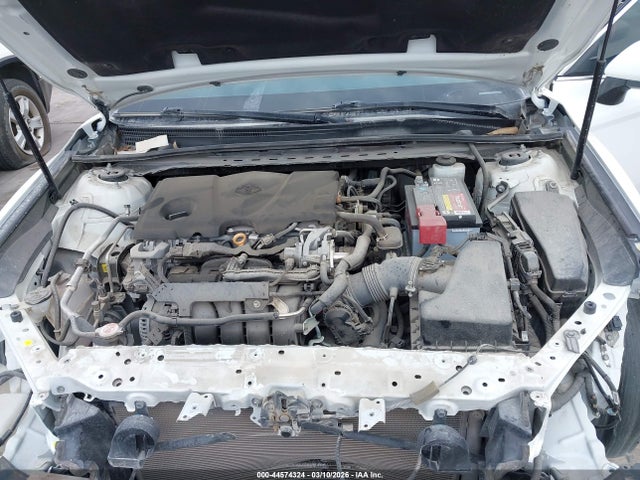 44574324 :رقم المزاد ، 4T1G11AK3LU384902 vin ، 2020 Toyota Camry Se مزاد بيع
