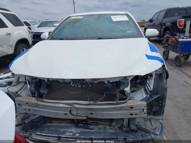 44574324 :رقم المزاد ، 4T1G11AK3LU384902 vin ، 2020 Toyota Camry Se مزاد بيع