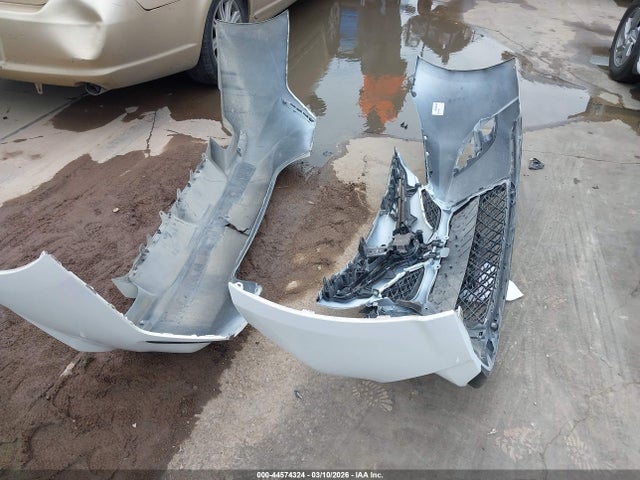 44574324 :رقم المزاد ، 4T1G11AK3LU384902 vin ، 2020 Toyota Camry Se مزاد بيع