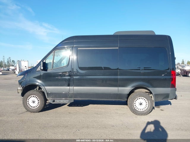 Продаж на аукціоні авто 2024 Mercedes-benz Sprinter 2500 Standard Roof 4-cyl Diesel Ho, vin: W1Z4NFVY4RP653656, номер лоту: 44574343