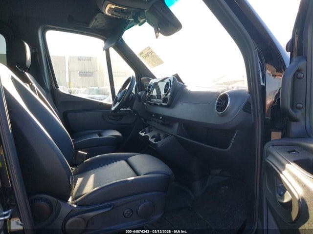 Продаж на аукціоні авто 2024 Mercedes-benz Sprinter 2500 Standard Roof 4-cyl Diesel Ho, vin: W1Z4NFVY4RP653656, номер лоту: 44574343