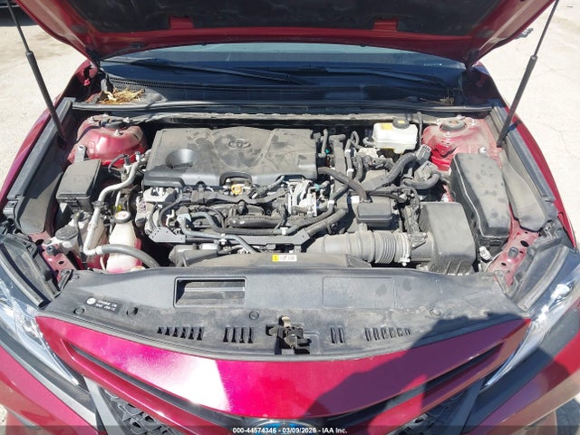 4T1B21HK0JU507016 Toyota Camry Hybrid Se