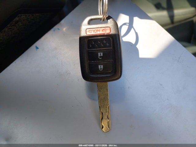 JHMGK5H58HS023434 Honda FIT LX