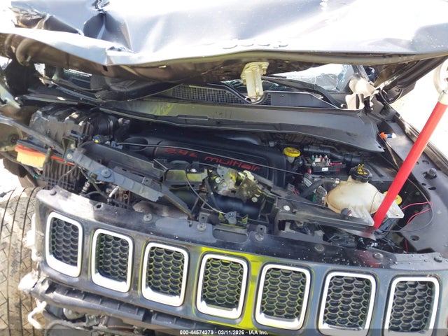 44574379 :رقم المزاد ، 3C4NJDCB0KT741682 vin ، 2019 Jeep Compass Limited 4x4 مزاد بيع