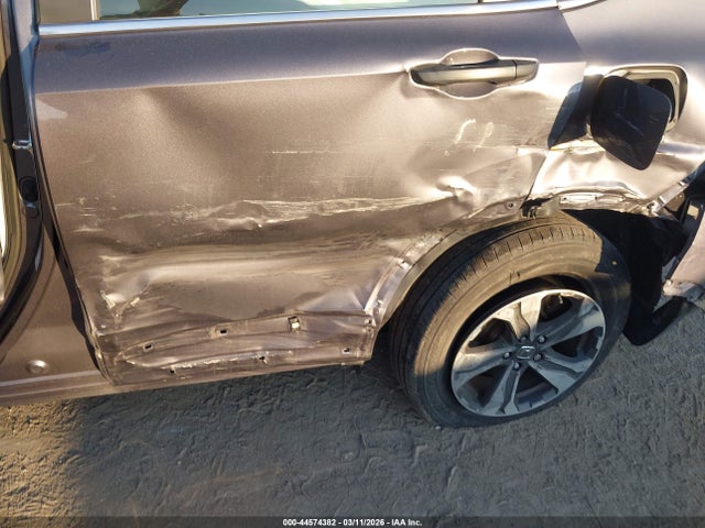 Honda CR-V LX 2019 2HKRW6H31KH201192 Image 6