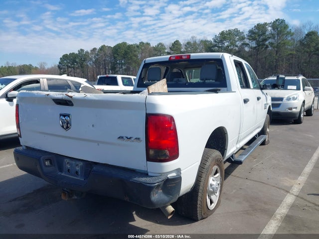 2017 RAM 2500 3C6UR5CJ1HG613218 Photo 3