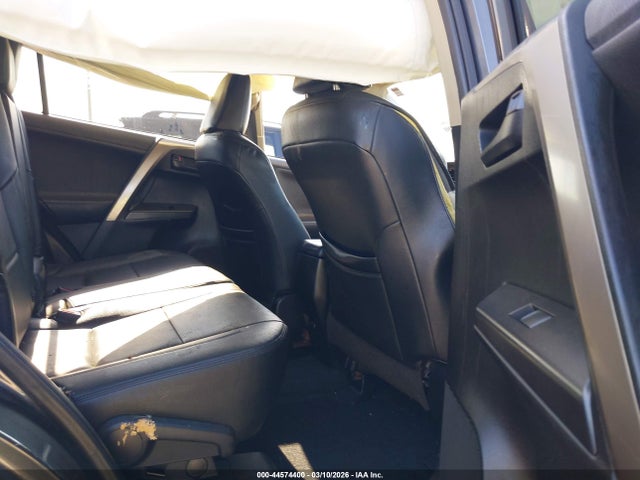 2017 TOYOTA RAV4 JTMBFREV4HJ150456 Photo 7