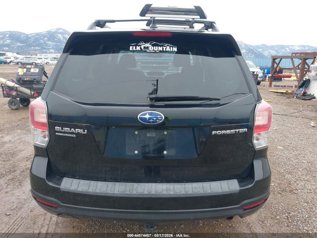 44574407 :رقم المزاد ، JF2SJAEC5JH618370 vin ، 2018 Subaru Forester 2.5i Premium مزاد بيع