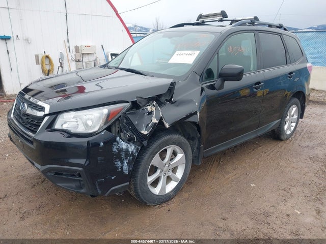 44574407 :رقم المزاد ، JF2SJAEC5JH618370 vin ، 2018 Subaru Forester 2.5i Premium مزاد بيع