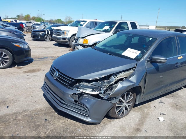 44574410 :رقم المزاد ، 3VWDB7AJXJM260736 vin ، 2018 Volkswagen Jetta 1.4t Se/1.4t Wolfsburg Edition مزاد بيع