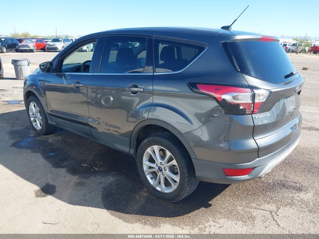 Ford ESCAPE SE 2017 1FMCU9G97HUC97004 Image 3