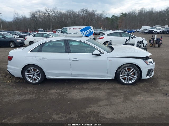 44574526 :رقم المزاد ، WAUEAAF49RN003463 vin ، 2024 Audi A4 Premium Plus 45 Tfsi S Line Quattro S Tronic مزاد بيع