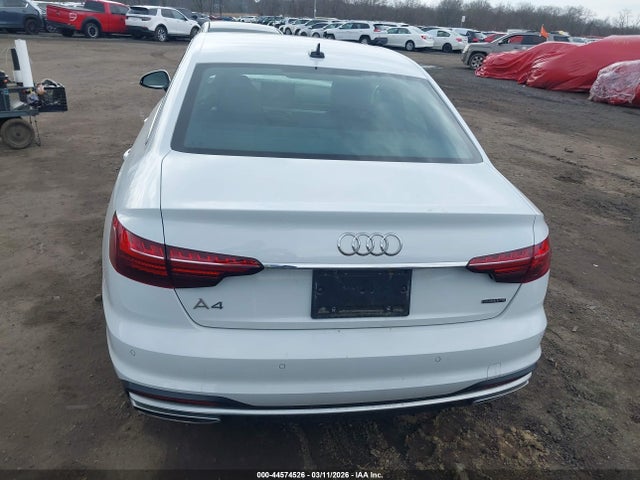 44574526 :رقم المزاد ، WAUEAAF49RN003463 vin ، 2024 Audi A4 Premium Plus 45 Tfsi S Line Quattro S Tronic مزاد بيع