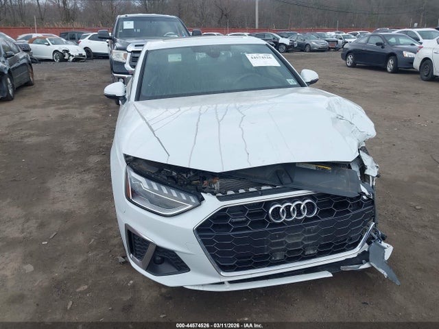 44574526 :رقم المزاد ، WAUEAAF49RN003463 vin ، 2024 Audi A4 Premium Plus 45 Tfsi S Line Quattro S Tronic مزاد بيع
