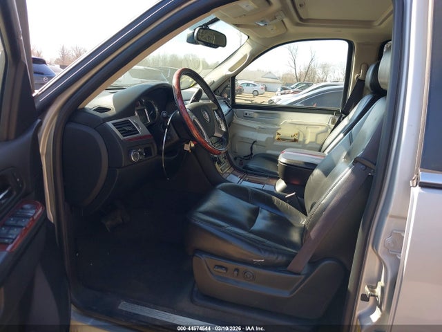 2010 CADILLAC ESCALADE 1GYUKCEF4AR160254 Photo 4