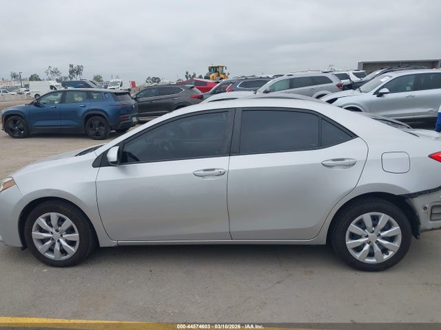 Toyota COROLLA LE 2016 5YFBURHE4GP408289 Image 14