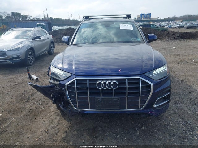 44574613 :رقم المزاد ، WA1AAAFY1M2127655 vin ، 2021 Audi Q5 Premium 45 Tfsi Quattro S Tronic مزاد بيع