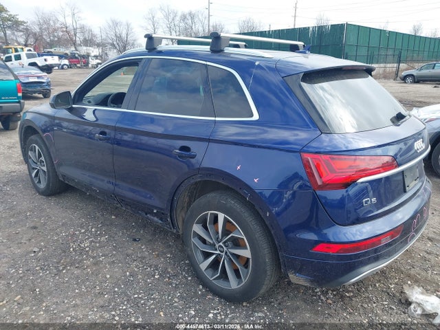 44574613 :رقم المزاد ، WA1AAAFY1M2127655 vin ، 2021 Audi Q5 Premium 45 Tfsi Quattro S Tronic مزاد بيع