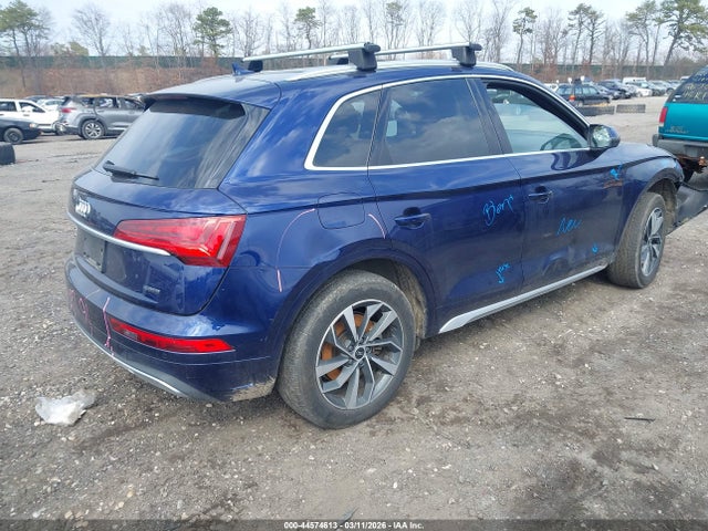 44574613 :رقم المزاد ، WA1AAAFY1M2127655 vin ، 2021 Audi Q5 Premium 45 Tfsi Quattro S Tronic مزاد بيع