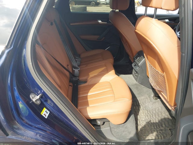 44574613 :رقم المزاد ، WA1AAAFY1M2127655 vin ، 2021 Audi Q5 Premium 45 Tfsi Quattro S Tronic مزاد بيع